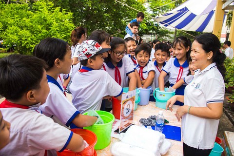 Lễ hội với không khí khoa học vui tươi cho học sinh - Ảnh 1. Lễ hội với không khí khoa học vui tươi cho học sinh - Ảnh 1.