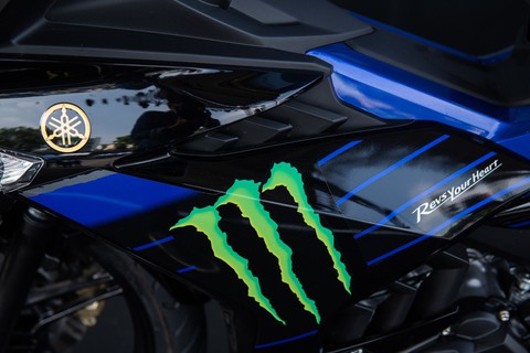 Exciter 150 phiên bản Monster Energy MotoGP: tăng tốc siêu tốc - Ảnh 3. Exciter 150 phiên bản Monster Energy MotoGP: tăng tốc siêu tốc - Ảnh 3.