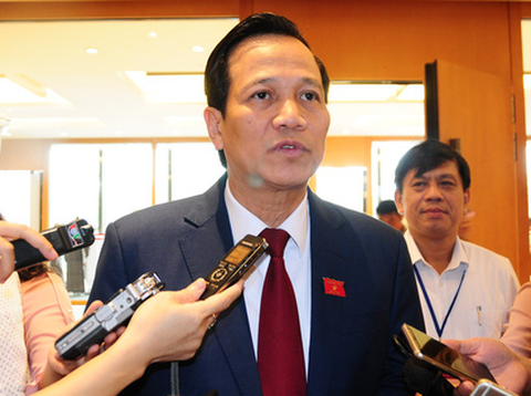 Tăng tuổi nghỉ hưu: không có chuyện người già tranh chấp chỗ người trẻ - Ảnh 1. Tăng tuổi nghỉ hưu: không có chuyện người già tranh chấp chỗ người trẻ - Ảnh 1.