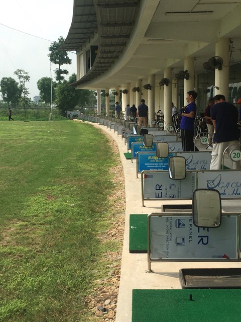 Sân tập Golf Thanh Hà Mường Thanh: hiện đại và tiêu chuẩn - Ảnh 1. Sân tập Golf Thanh Hà Mường Thanh: hiện đại và tiêu chuẩn - Ảnh 1.