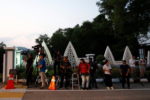 Đoàn Thị Hương được tự do, rời khỏi nhà tù ở Malaysia - Ảnh 7. Đoàn Thị Hương được tự do, rời khỏi nhà tù ở Malaysia - Ảnh 7.