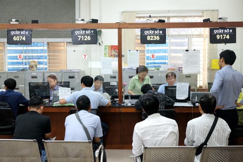 Điều cần làm là làm sao không còn hành là chính - Ảnh 1. Điều cần làm là làm sao không còn hành là chính - Ảnh 1.