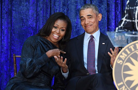 Ông bà Obama công bố các chương trình làm cho kênh Netflix - Ảnh 1. Ông bà Obama công bố các chương trình làm cho kênh Netflix - Ảnh 1.