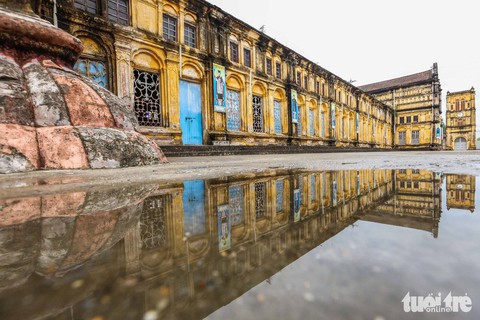 Nhà thờ Bùi Chu xuống cấp khá nặng, dứt khoát cần can thiệp, nhưng... - Ảnh 2. Nhà thờ Bùi Chu xuống cấp khá nặng, dứt khoát cần can thiệp, nhưng... - Ảnh 2.