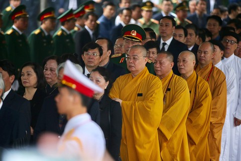 Lễ viếng nguyên Chủ tịch nước Lê Đức Anh - Ảnh 18. Lễ viếng nguyên Chủ tịch nước Lê Đức Anh - Ảnh 18.