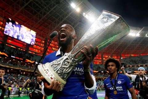 Chelsea tưng bừng ăn mừng chức vô địch Europa League - Ảnh 11. Chelsea tưng bừng ăn mừng chức vô địch Europa League - Ảnh 11.