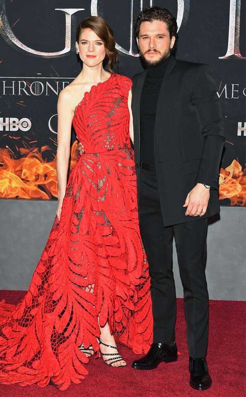 Jon Snow của Game of Thrones nhập viện điều trị stress - Ảnh 1. Jon Snow của Game of Thrones nhập viện điều trị stress - Ảnh 1.