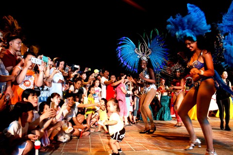 Carnaval đường phố Đà Nẵng sẽ rực rỡ sắc hoa - Ảnh 3. Carnaval đường phố Đà Nẵng sẽ rực rỡ sắc hoa - Ảnh 3.