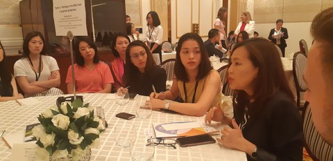 Hội nghị không dùng chai nước nhựa, ống hút nhựa - Ảnh 1. Hội nghị không dùng chai nước nhựa, ống hút nhựa - Ảnh 1.