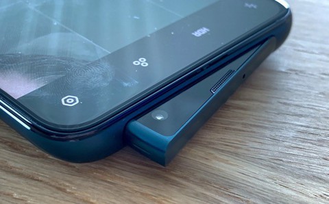 Reno mang cảm hứng đổi mới mạnh mẽ cho OPPO - Ảnh 4. Reno mang cảm hứng đổi mới mạnh mẽ cho OPPO - Ảnh 4.
