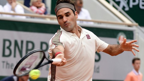 Federer gặp con trai của tay vợt cùng thời ở vòng 3 Roland Garros - Ảnh 1. Federer gặp con trai của tay vợt cùng thời ở vòng 3 Roland Garros - Ảnh 1.