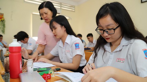 Tuyển sinh lớp 10: Cẩn thận với chứng hay quên và bài thi trắc nghiệm - Ảnh 1. Tuyển sinh lớp 10: Cẩn thận với chứng hay quên và bài thi trắc nghiệm - Ảnh 1.
