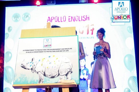 Apollo English trao tặng 120 triệu đồng giải cứu loài gấu - Ảnh 4. Apollo English trao tặng 120 triệu đồng giải cứu loài gấu - Ảnh 4.