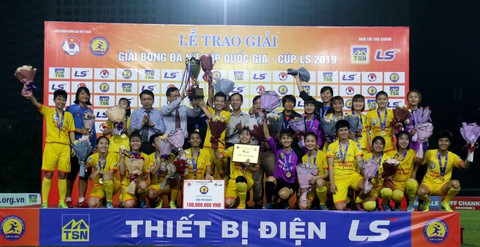 Phong Phú Hà Nam vô địch Giải bóng đá nữ Cup Quốc gia - Ảnh 1. Phong Phú Hà Nam vô địch Giải bóng đá nữ Cup Quốc gia - Ảnh 1.