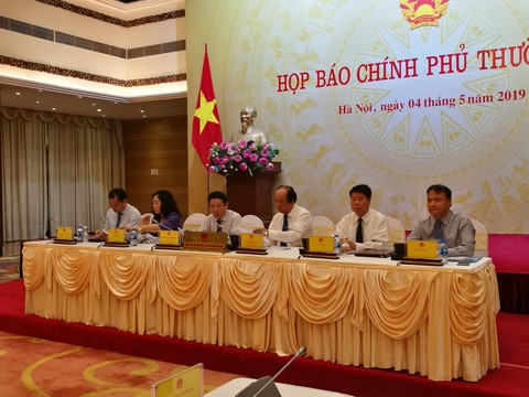 Thứ trưởng Bộ Công thương chia sẻ với bức xúc của người dân khi tiền điện tăng - Ảnh 1. Thứ trưởng Bộ Công thương chia sẻ với bức xúc của người dân khi tiền điện tăng - Ảnh 1.