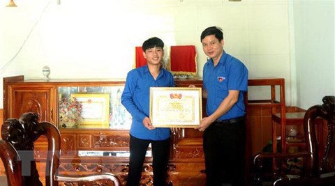 Hai thanh niên cứu 5 người đuối nước: Không kịp nghĩ gì, chỉ lo cứu người - Ảnh 2. Hai thanh niên cứu 5 người đuối nước: Không kịp nghĩ gì, chỉ lo cứu người - Ảnh 2.