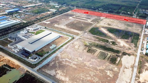 Vụ chuyển đất công nghiệp thành khu dân cư: UBND Long An xem xét xử phạt các chủ đầu tư - Ảnh 1. Vụ chuyển đất công nghiệp thành khu dân cư: UBND Long An xem xét xử phạt các chủ đầu tư - Ảnh 1.