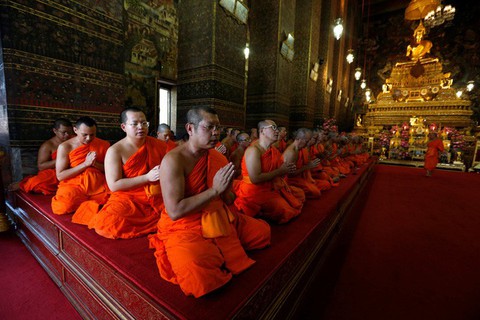 Nhà vua Thái Maha Vajiralongkorn đăng cơ - Ảnh 14. Nhà vua Thái Maha Vajiralongkorn đăng cơ - Ảnh 14.