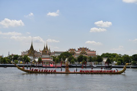 Nhà vua Thái Maha Vajiralongkorn đăng cơ - Ảnh 17. Nhà vua Thái Maha Vajiralongkorn đăng cơ - Ảnh 17.