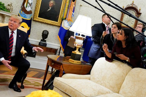 Ông Trump sau điện đàm: Ông Putin không tính việc can thiệp vào Venezuela - Ảnh 1. Ông Trump sau điện đàm: Ông Putin không tính việc can thiệp vào Venezuela - Ảnh 1.