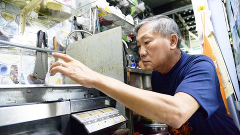 Khiếu nại giá điện, nếu sai phải sửa! - Ảnh 1. Khiếu nại giá điện, nếu sai phải sửa! - Ảnh 1.