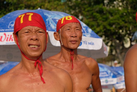 Cứu hộ viên xuất sắc của các bãi biển lớn tụ về Nha Trang tranh tài - Ảnh 10. Cứu hộ viên xuất sắc của các bãi biển lớn tụ về Nha Trang tranh tài - Ảnh 10.