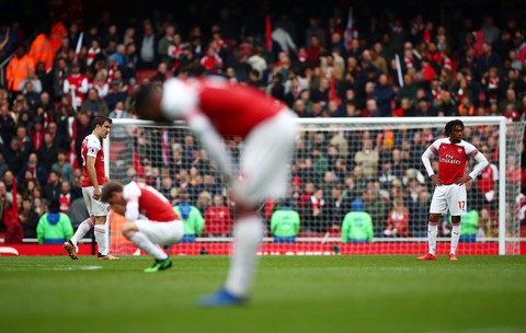 Đánh rơi chiến thắng, Arsenal hết ‘cửa’ vào tốp 4 - Ảnh 3. Đánh rơi chiến thắng, Arsenal hết ‘cửa’ vào tốp 4 - Ảnh 3.