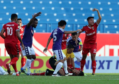 Thái dương bị lõm sau va chạm, Thiện Đức được chuyển lên Bệnh viện 115 TP.HCM - Ảnh 2. Thái dương bị lõm sau va chạm, Thiện Đức được chuyển lên Bệnh viện 115 TP.HCM - Ảnh 2.