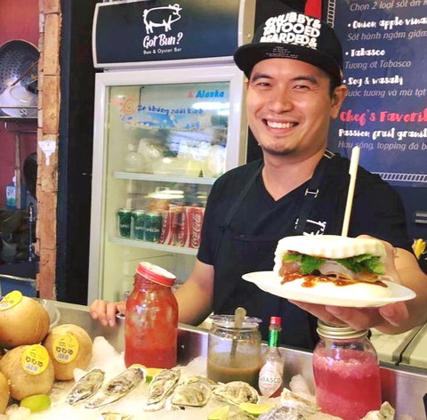 Chàng trai luôn khoe: Tôi làm đầu bếp - Ảnh 2. Chàng trai luôn khoe: Tôi làm đầu bếp - Ảnh 2.