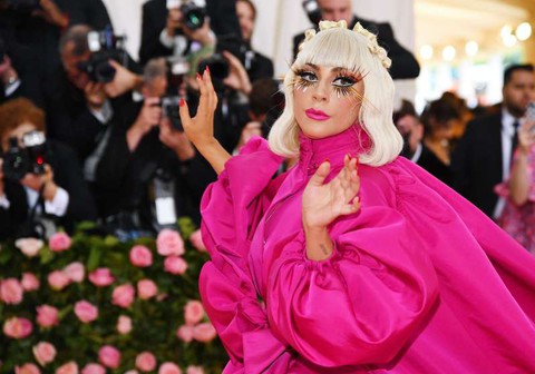 Những bộ cánh khiến người xem sốc nặng tại Met Gala 2019 - Ảnh 3. Những bộ cánh khiến người xem sốc nặng tại Met Gala 2019 - Ảnh 3.