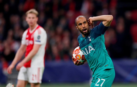 Moura lập hat-trick, Tottenham giật vé vào chung kết ở phút 90+6 - Ảnh 4. Moura lập hat-trick, Tottenham giật vé vào chung kết ở phút 90+6 - Ảnh 4.