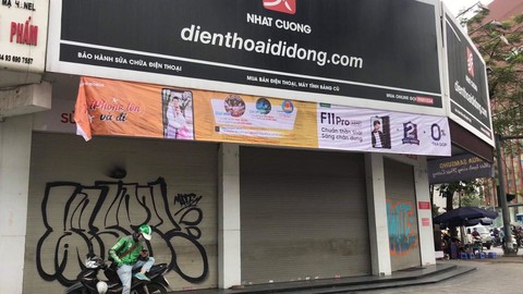 Khám xét chuỗi cửa hàng điện thoại Nhật Cường - Ảnh 14. Khám xét chuỗi cửa hàng điện thoại Nhật Cường - Ảnh 14.