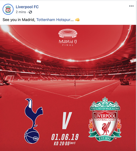 CĐV Ajax chết lặng sau bàn thắng quyết định của Moura - Ảnh 10. CĐV Ajax chết lặng sau bàn thắng quyết định của Moura - Ảnh 10.