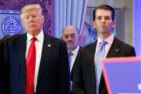 Con trai ông Trump bị gửi trát ra điều trần ở thượng viện - Ảnh 1. Con trai ông Trump bị gửi trát ra điều trần ở thượng viện - Ảnh 1.