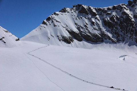Nóc nhà châu Âu Jungfrau - kỳ quan tuyết trắng trên dãy Alps - Ảnh 9. Nóc nhà châu Âu Jungfrau - kỳ quan tuyết trắng trên dãy Alps - Ảnh 9.