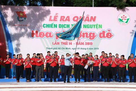 TP.HCM khởi động chiến dịch tình nguyện hè, kết nối yêu thương - Ảnh 8. TP.HCM khởi động chiến dịch tình nguyện hè, kết nối yêu thương - Ảnh 8.