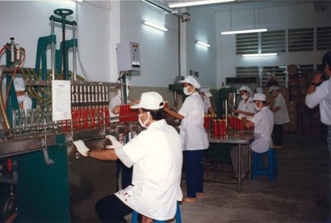 Sắc đỏ nồng nàn cho gian bếp Việt - Ảnh 1. Sắc đỏ nồng nàn cho gian bếp Việt - Ảnh 1.