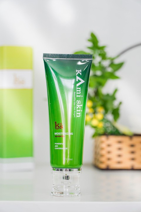 Trực tiếp xem quá trình sản xuất mỹ phẩm Kami Skin - Ảnh 1. Trực tiếp xem quá trình sản xuất mỹ phẩm Kami Skin - Ảnh 1.