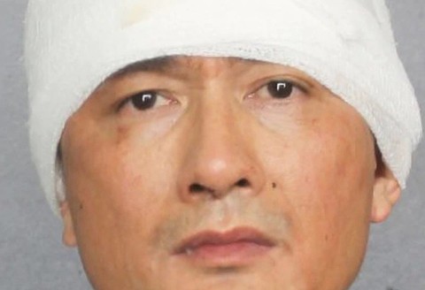 Nổ súng sát hại vợ rồi cố thủ trong nhà - Ảnh 1. Nổ súng sát hại vợ rồi cố thủ trong nhà - Ảnh 1.