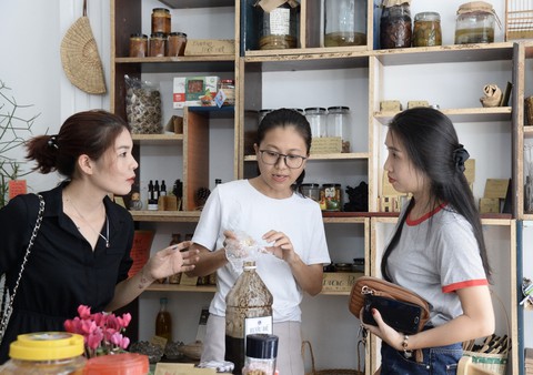 Nhà Cỏ của Yến - Ảnh 2. Nhà Cỏ của Yến - Ảnh 2.