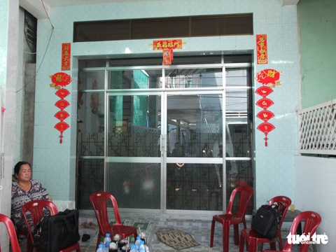 Báo trộm lấy nhiều vàng và tiền, để lại tiền lẻ - Ảnh 1. Báo trộm lấy nhiều vàng và tiền, để lại tiền lẻ - Ảnh 1.
