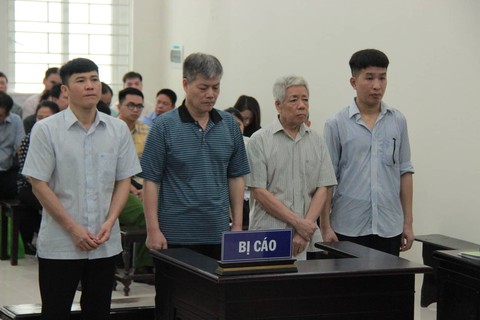 Nguyên chủ tịch HĐQT Vinashin bị đề nghị mức án đến 20 năm tù - Ảnh 1. Nguyên chủ tịch HĐQT Vinashin bị đề nghị mức án đến 20 năm tù - Ảnh 1.