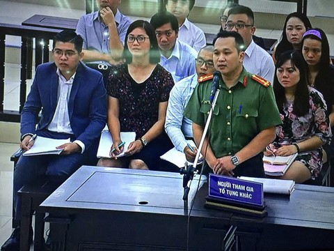 Vũ ‘nhôm’ bán đất công ngay khi chưa đủ giấy tờ - Ảnh 2. Vũ ‘nhôm’ bán đất công ngay khi chưa đủ giấy tờ - Ảnh 2.