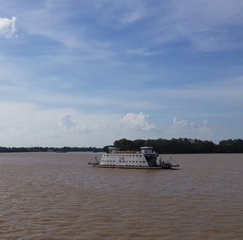 Cầu Đại Ngãi án binh bất động sau 4 năm khởi động rầm rộ - Ảnh 1. Cầu Đại Ngãi án binh bất động sau 4 năm khởi động rầm rộ - Ảnh 1.