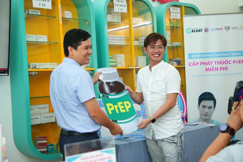Một phòng khám tư nhân tại TP.HCM thành điểm điều trị dự phòng phơi nhiễm HIV - Ảnh 1. Một phòng khám tư nhân tại TP.HCM thành điểm điều trị dự phòng phơi nhiễm HIV - Ảnh 1.