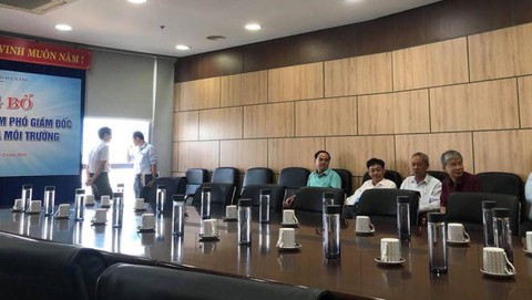 Cuộc chiến chống rác thải nhựa: Khi bàn họp không còn chai nhựa... - Ảnh 2. Cuộc chiến chống rác thải nhựa: Khi bàn họp không còn chai nhựa... - Ảnh 2.