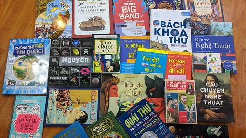 Sách cho trẻ đọc trong mùa này có hương vị gì lạ lẫm không? - Ảnh 1. Sách cho trẻ đọc trong mùa này có hương vị gì lạ lẫm không? - Ảnh 1.