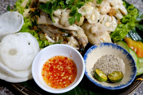 Những món ăn vạn người mê, nước chấm phải thần thánh - Ảnh 10. Những món ăn vạn người mê, nước chấm phải thần thánh - Ảnh 10.