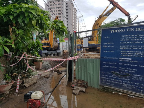 TP.HCM rà soát an toàn tại 10 công trình giao thông trọng điểm - Ảnh 1. TP.HCM rà soát an toàn tại 10 công trình giao thông trọng điểm - Ảnh 1.