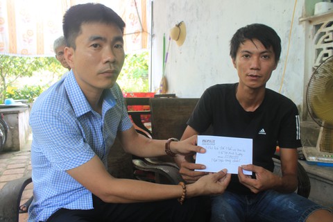 Tài xế chở vịt gặp nạn và câu chuyện chia sẻ của cộng đồng mạng - Ảnh 4. Tài xế chở vịt gặp nạn và câu chuyện chia sẻ của cộng đồng mạng - Ảnh 4.